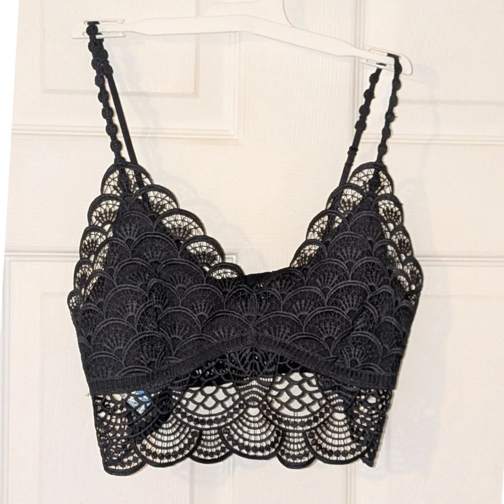 Free People Intimately Sunrise to Sunset Bralette Black Lace Boho Size S NWT